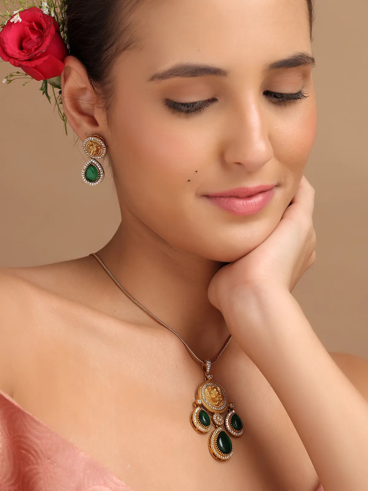 Gold-Plated Lion Pendant Set with Green Stones & Chain – With Crystal Accents