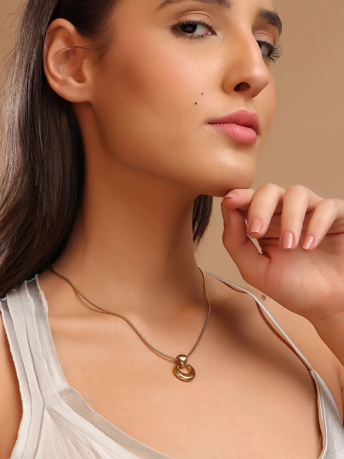 Gold-Toned Circular Pendant Set with Chain & Earrings