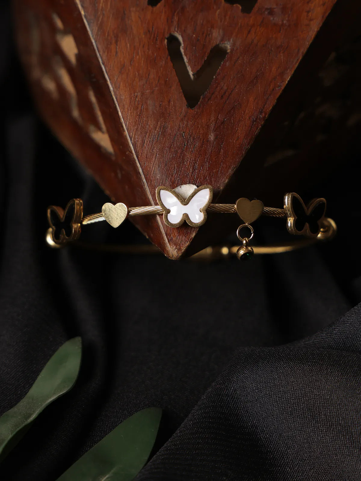 Butterfly Design Gold Finish Open Wire Bracelet for Women and Girls