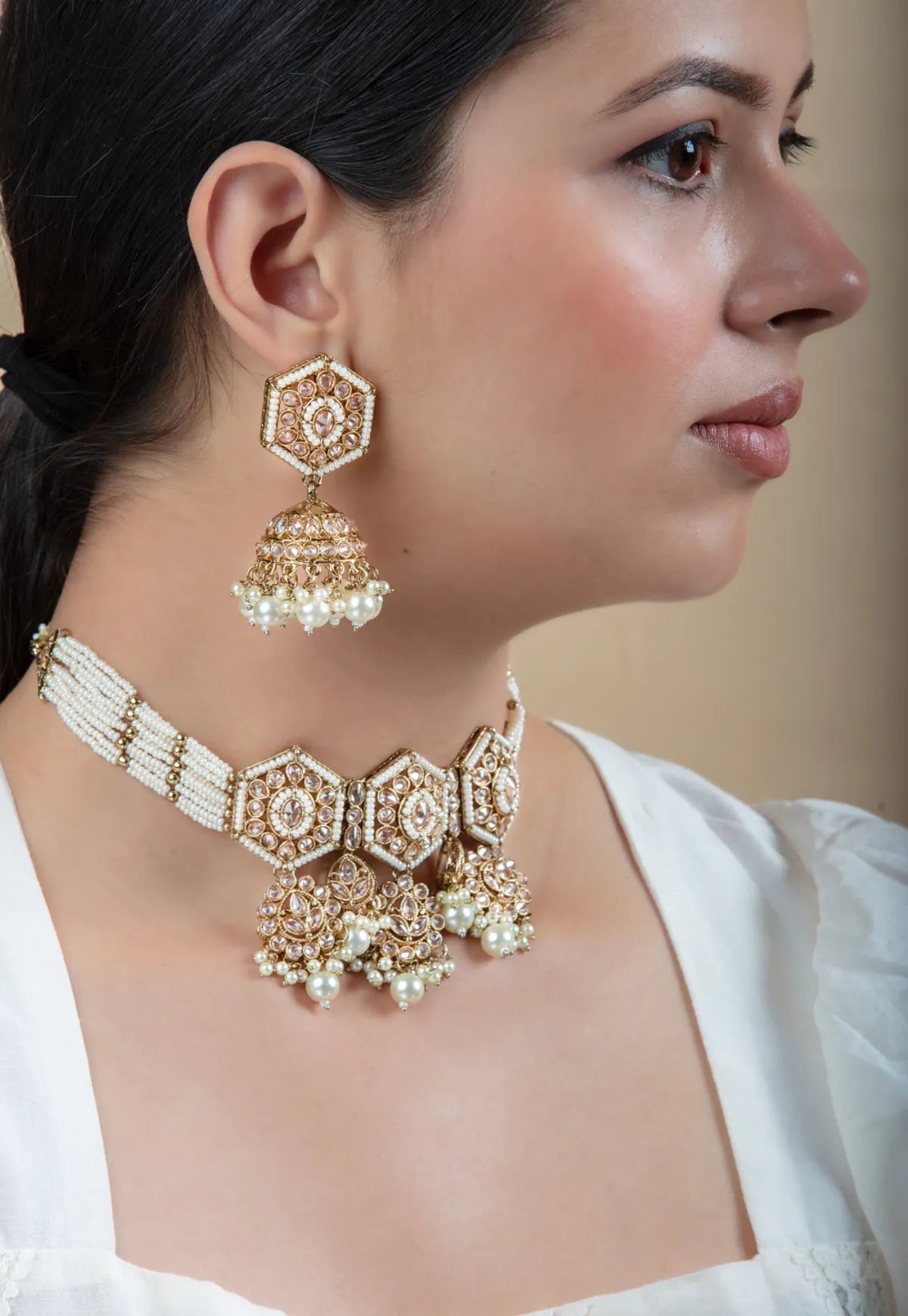 White Pearl Choker Set with Jhumka & Maang Tikka | Kundan Hexagon Design