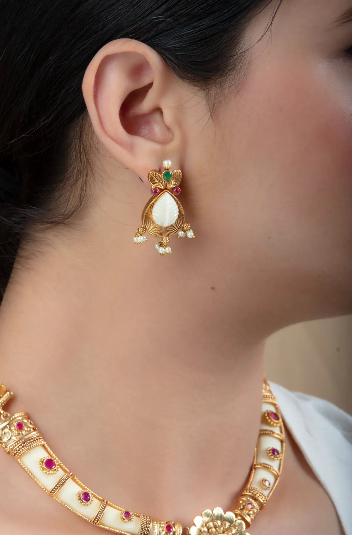 White Enamel Beaded Necklace Set with Tassel Pendant & Leaf Earrings