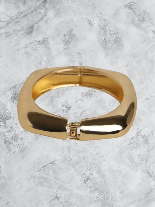 Chunky Gold-Tone Square Bangle Bracelet – Bold Minimal Look for Women