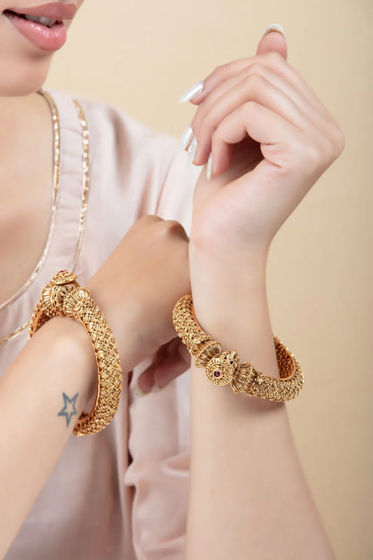 Antique Gold Lion Head Kada Bangle with Carved Temple Design – Traditional Wear