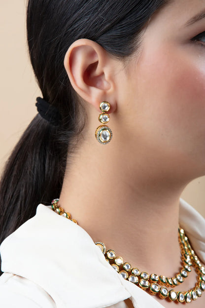 Golden Kundan Style Imitation Jewelry Necklace Set with Stud Earrings for Women
